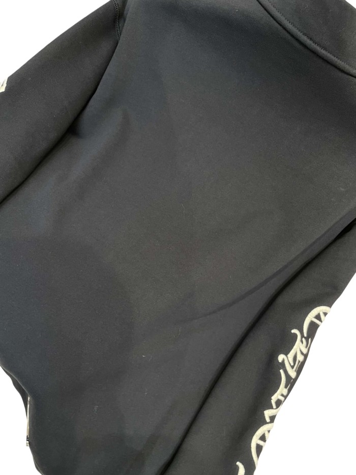 1:1 quality version Gothic Pattern Embroidered Half-Zip Sweatshirt 28938265
