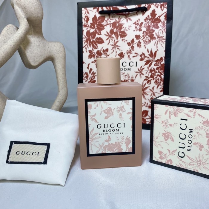 Gucci Matte Pink Blooming Eau de Toilette Femme