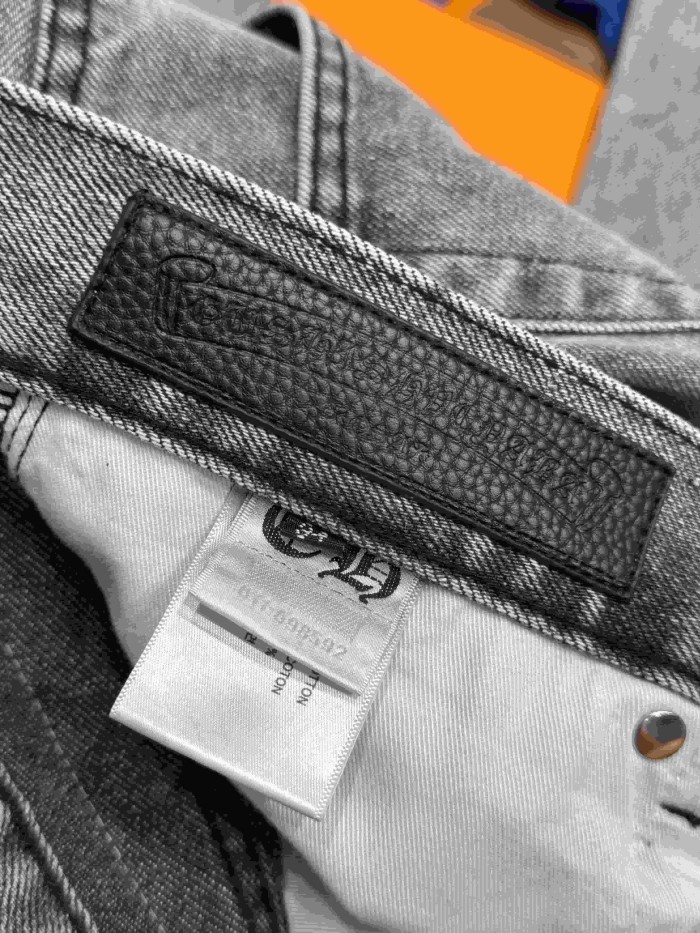 1:1 quality version  classic blue and white color scheme cross washed jeans 28959437
