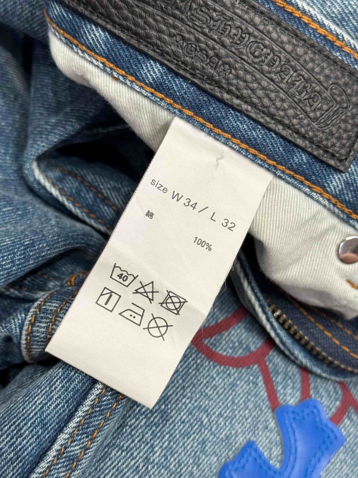 1:1 quality version  blue crosses and red flower appliqués washed blue jeans 28959455