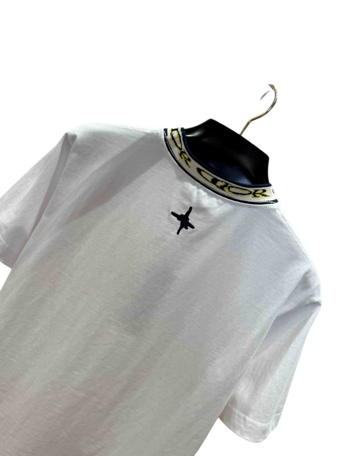 1:1 quality version Co-branded Letter Collar Contrast Embroidered Pattern T-Shirt 28961183