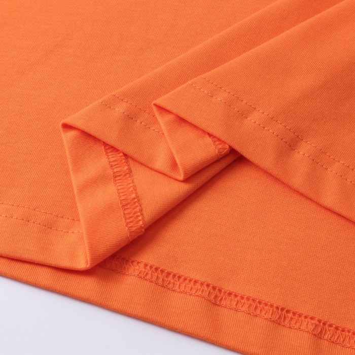 Solid Color Custom 3D Embossed Neck Label T-shirt 6 Colors 28963801