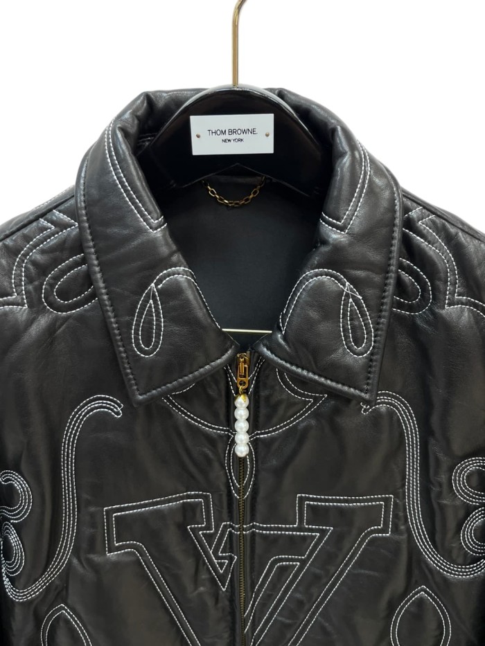 1:1 quality version Arabesque Embroidered Bomber Leather Jacket 28963888