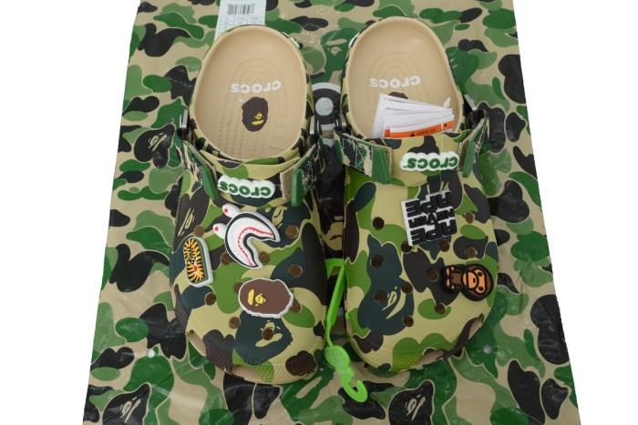 1:1 quality version Classic Clog Pink Abc Camo Limited Clogs Shoes 4 colors 28969186