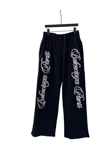 1:1 quality version Contrast Color Cursive Letter Matte Embroidered Sweatpants 2 colors 28974531