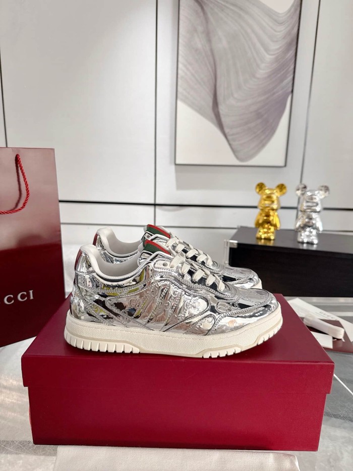 1:1 quality version Gucci Silver Metallic GG Embossed Low Top Sneakers Lace-Up Shoes 28974426
