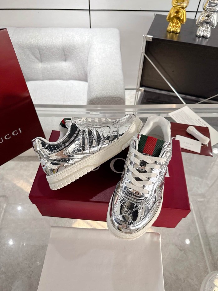 1:1 quality version Gucci Silver Metallic GG Embossed Low Top Sneakers Lace-Up Shoes 28974426