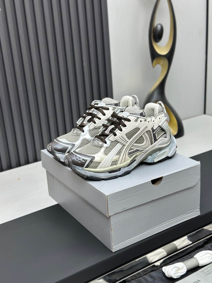 [plus-size shoes] 1:1 quality version Runner 7.5 Generation Sports Shoes 21 colors 28996207
