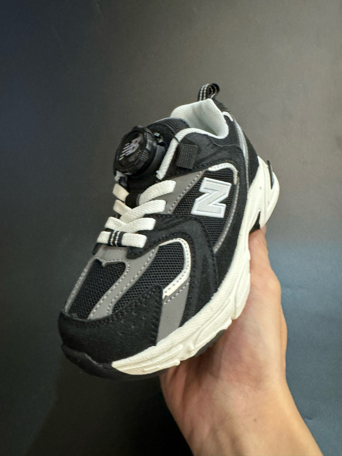 530 Rotating BuckleChunky Retro Sneakers for Kids 4 colors 28999003