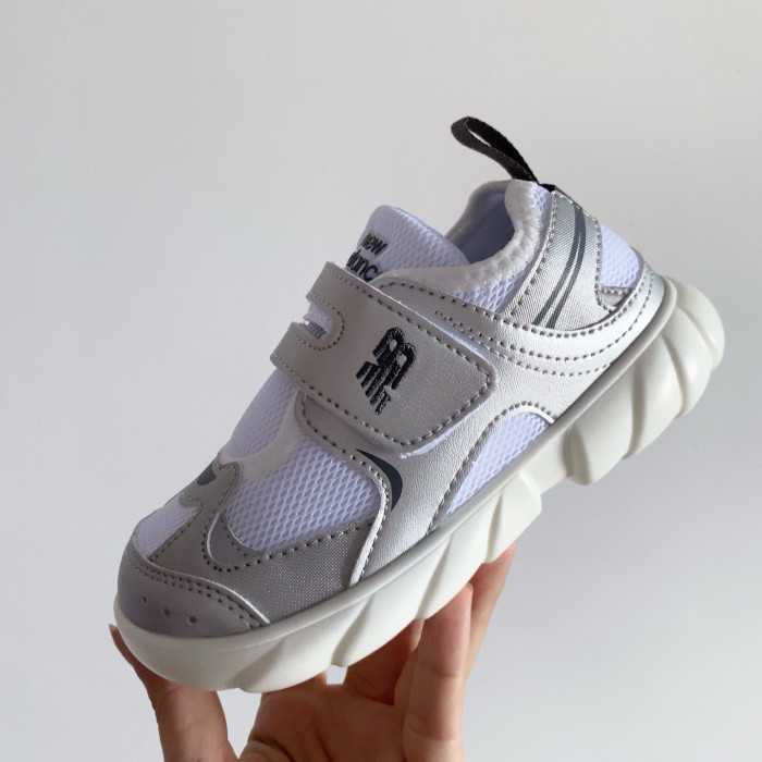 920 Hook And Loop Mesh Ultra-Light Sports Shoes for Kids 3 colors 28999061