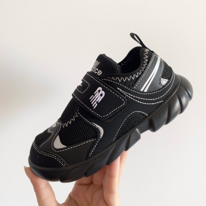 920 Hook And Loop Mesh Ultra-Light Sports Shoes for Kids 3 colors 28999061