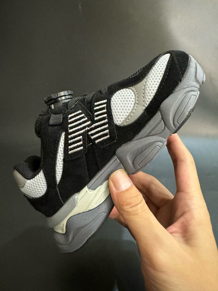 9060 Overseas Style Rotating Buckle Chunky Sneakers for Kids 6 colors 28999029