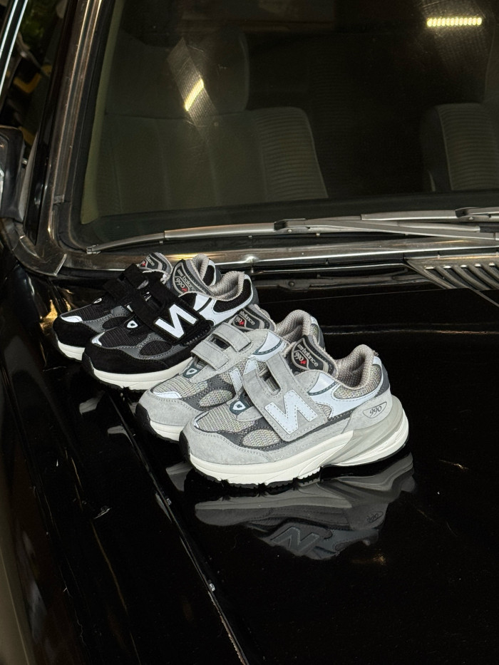 990V6 Hook And Loop Sports Shoes for Kids 5 colors 28999108