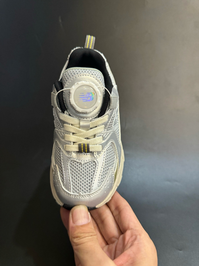530 Rotating BuckleChunky Retro Sneakers for Kids 4 colors 28999003