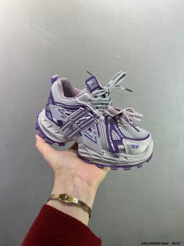 Mecha-style Color-blocked Mesh Breathable Trendy Sports Shoes for Kids 3 colors 28998725
