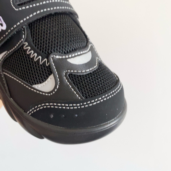 920 Hook And Loop Mesh Ultra-Light Sports Shoes for Kids 3 colors 28999061