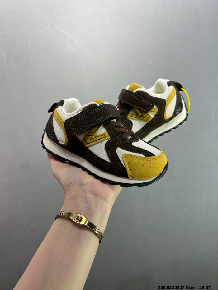 Korean Style 996 Hook And Loop Sports Shoes for Kids 8 colors 28999124