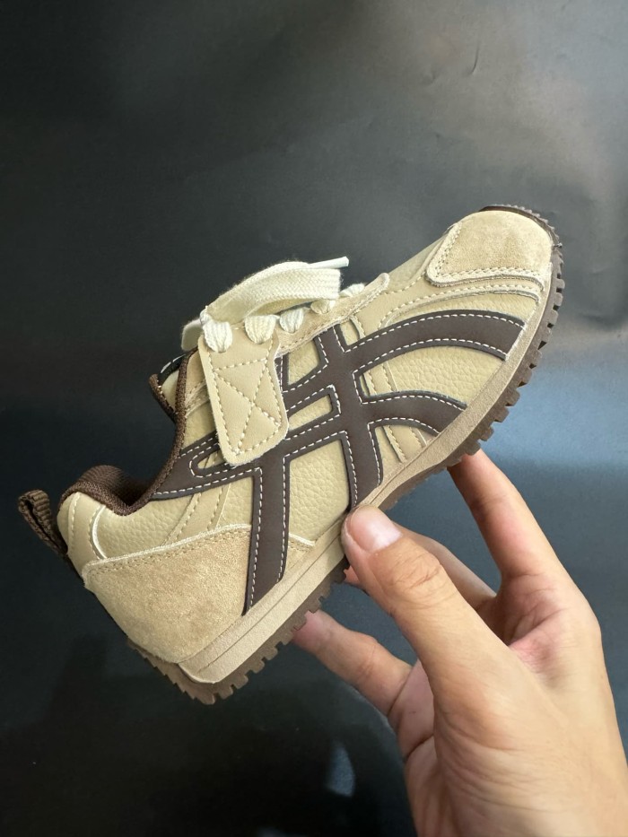Autumn Winter Retro Leather Sneakers for Kids 3 colors 29006181