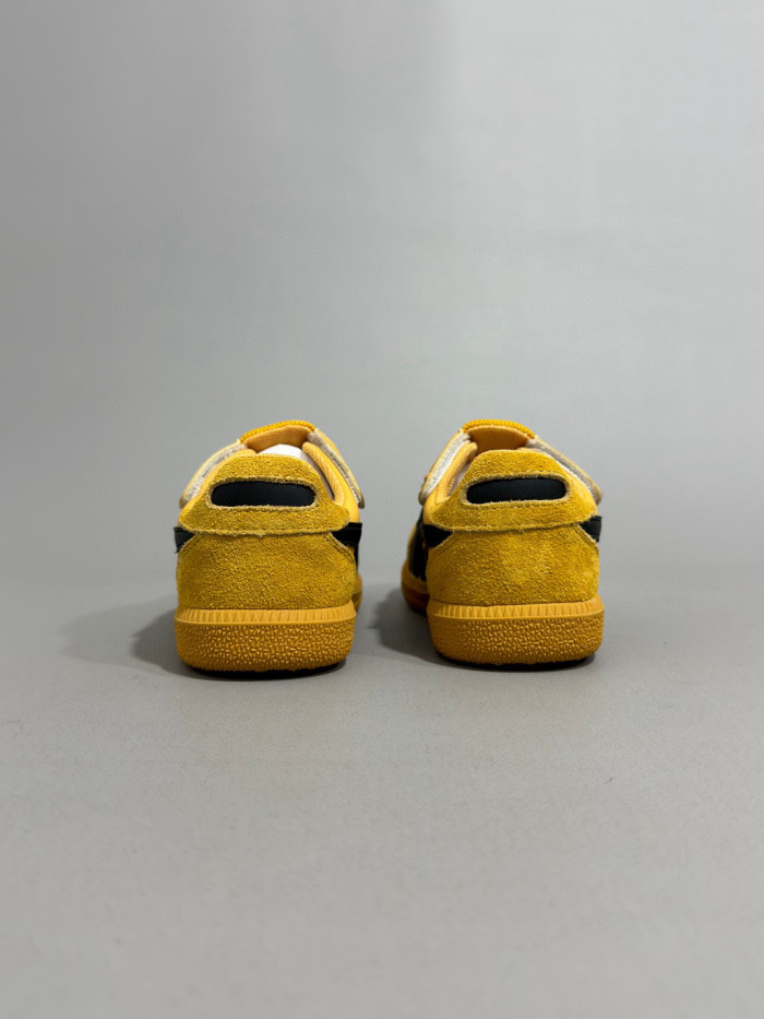 Velcro Retro Low Top Casual Running Shoes for Kids 4 colors 29006188