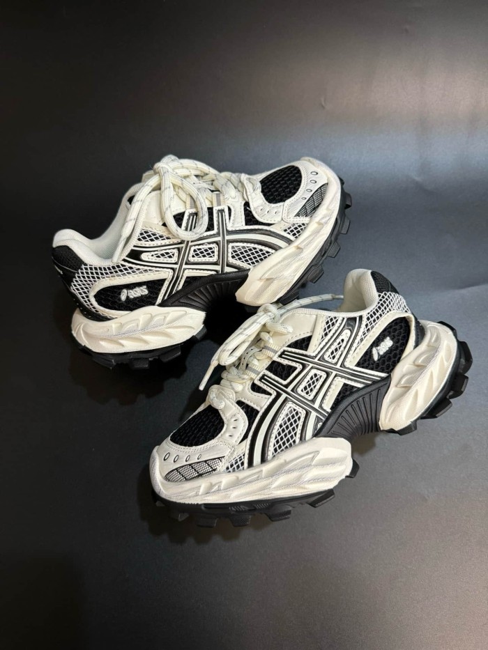 Thick Sole Outdoor Dad Shoes for Kids 4 colors 29006179