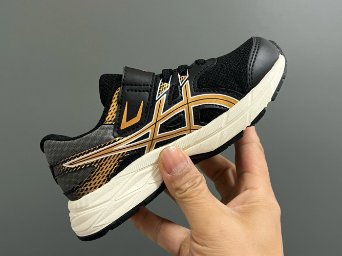 New Style Velcro Cushioned Sneakers for Kids 6 colors 29006183