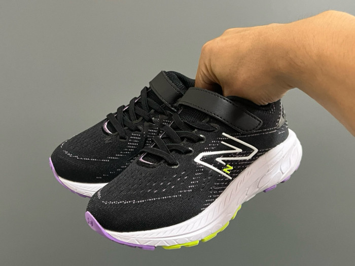 860 V2 Velcro Sports Shoes for Kids 6 colors 29011739