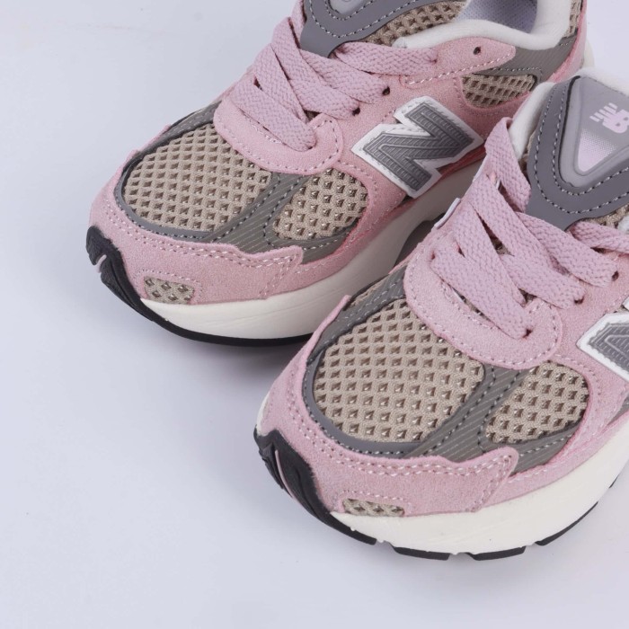 2010 Series Retro Mesh Casual Kids Running Shoes for Kids 9 colors 29011015