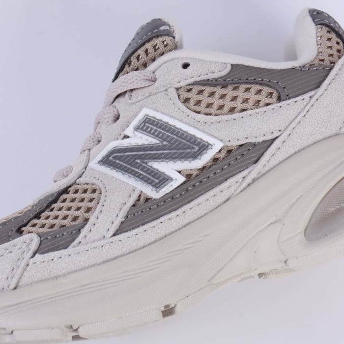2010 Series Retro Mesh Casual Kids Running Shoes for Kids 9 colors 29011015