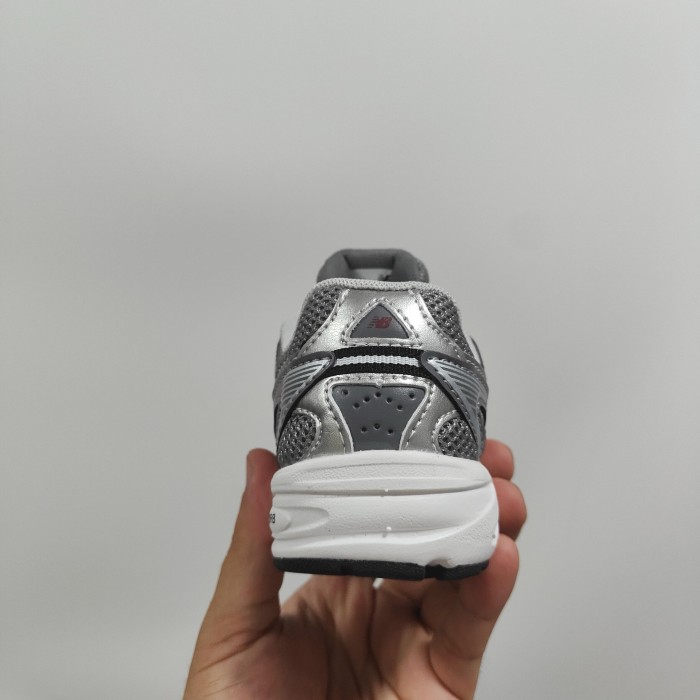 509 Series Breathable Mesh Non-Slip Retro Running Shoes for Kids 8 colors 29010815