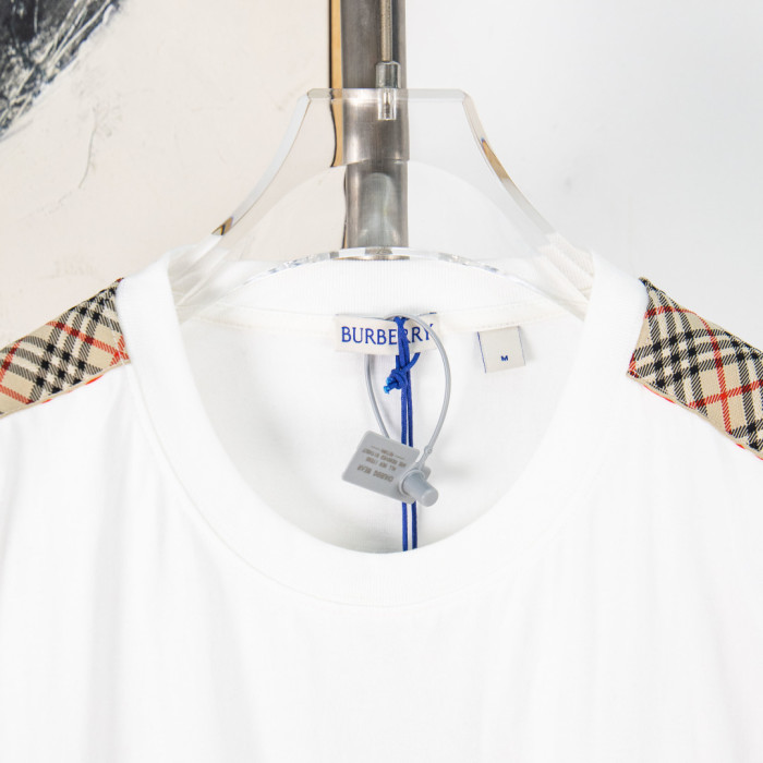 1:1 quality version 28303065 Plaid Trim Tee 2 colors