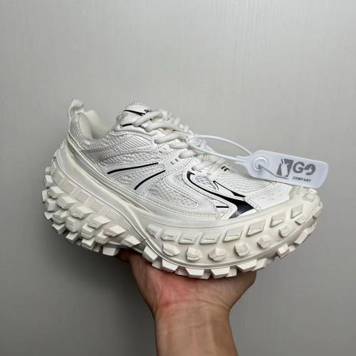 1:1 quality version  Chunky Defender Breathable Mesh Upper Running Shoes 7 colors 29018457