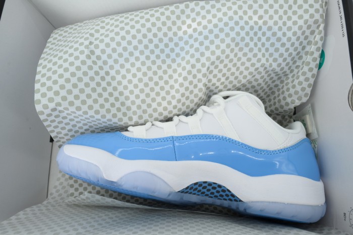 [plus-size shoes]Low-top North Carolina Blue Real Carbon Full-Grain Leather Basketball Sneakers 29030381