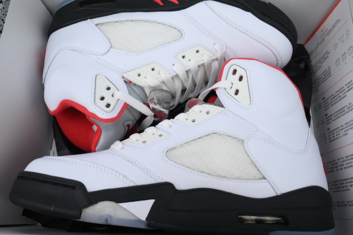 [plus-size shoes] 1:1 quality version @j5   Fire Red  White Leather Basketball Shoes 29035327
