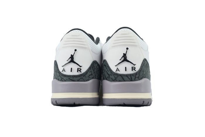 [plus-size shoes]@j3 Retro White Green Elephant Print Basketball Shoes 29043117