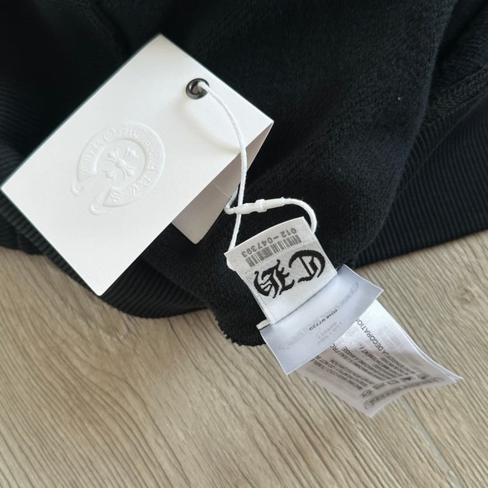 1:1 quality version Heavy-duty Silver Line Cross Embroidery Crew Neck Sweatshirt 29045267