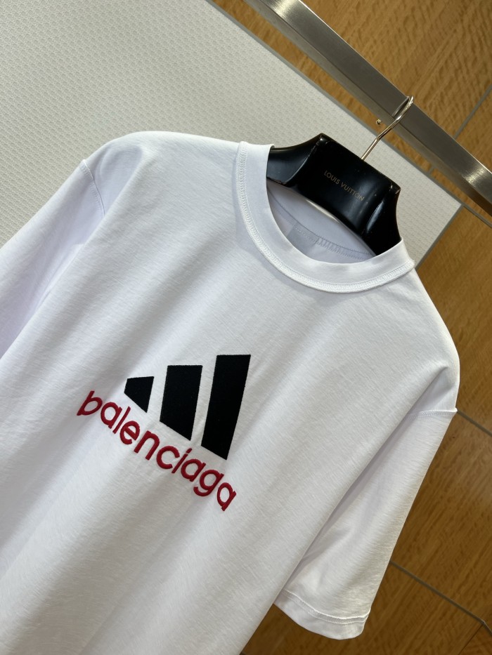 1:1 quality version Luxury sports collaboration, everyday commuting, versatile shirt 2 colors 29077446