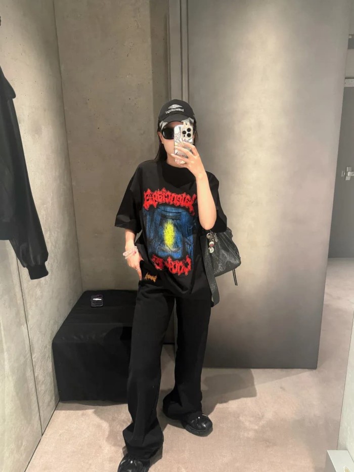 1:1 quality version Red flame Gothic font colored vintage portrait short-sleeved T-shirt 29077490
