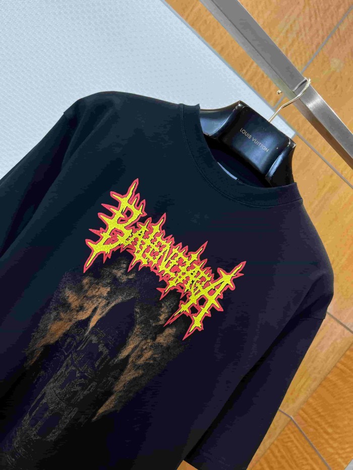 1:1 quality version Yellow and red spiny flame Gothic font vintage short-sleeved T-shirt 29077501