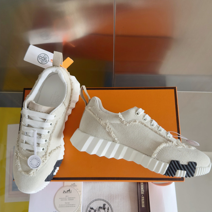 [plus-size shoes]Bouncing Beige Canvas Canvas Fringe Couple Style Breathable Sneakers 29085231