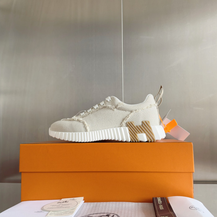 [plus-size shoes]Bouncing Beige Canvas Canvas Fringe Couple Style Breathable Sneakers 29085231