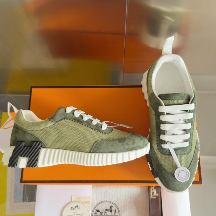 [plus-size shoes]Bouncing Olive Green Suede & Mesh Couple Style Breathable Sneakers 29085239