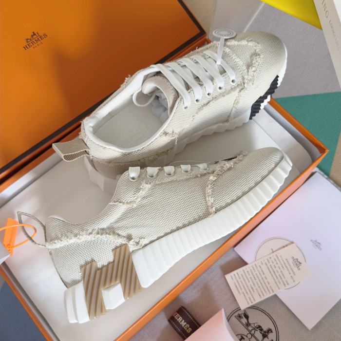 [plus-size shoes]Bouncing Beige Canvas Canvas Fringe Couple Style Breathable Sneakers 29085231