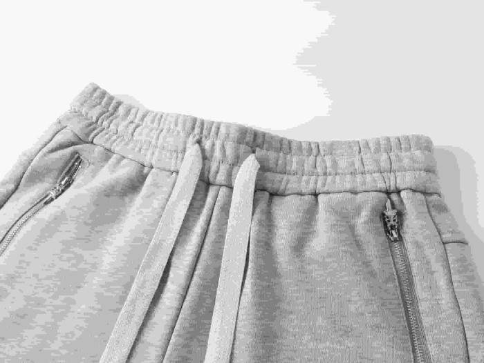 Heavyweight Cotton Leather Cross Patch & Gothic Letter Zip Pocket Sweat Shorts 2 colors 29089932