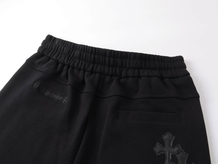 Heavyweight Cotton Leather Cross Patch & Gothic Letter Zip Pocket Sweat Shorts 2 colors 29089932