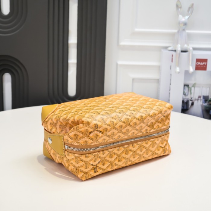 1:1 qualituy verson Spacious Monogram Toiletry Bag Cosmetic Pouch For Travel & Daily Use 7 colors 29092500