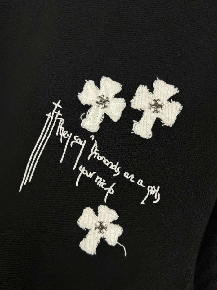1:1 quality version Distressed Cross Applique Embroidered Crew Neck T-Shirt 2 colors 29092043