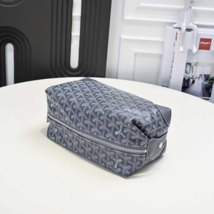 1:1 qualituy verson Spacious Monogram Toiletry Bag Cosmetic Pouch For Travel & Daily Use 7 colors 29092500