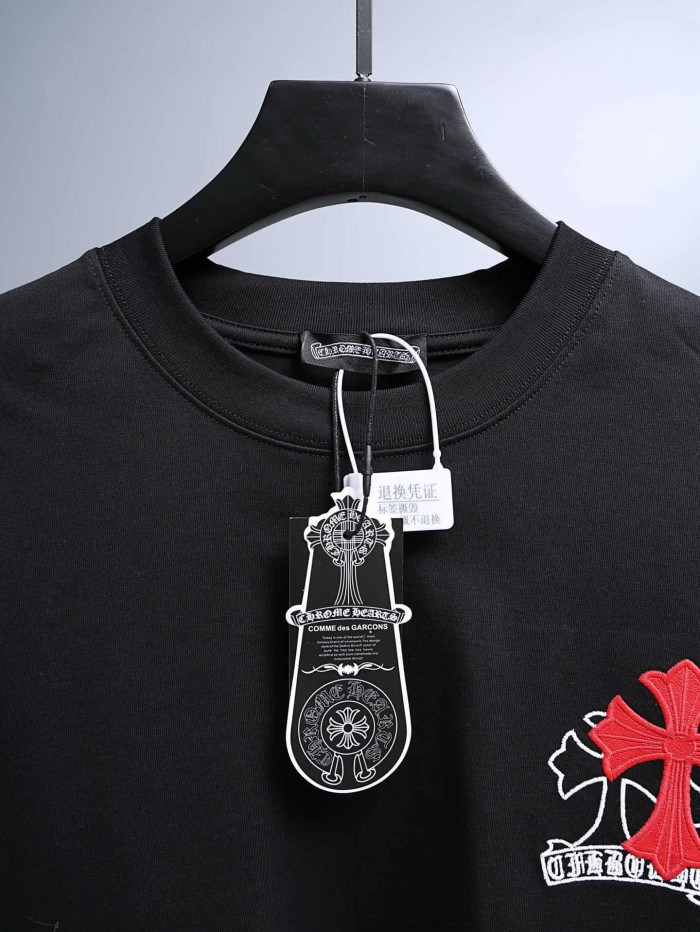 1:1 quality version Black Cross Applique Embroidered Crew Neck T-Shirt 2 colors 29092138