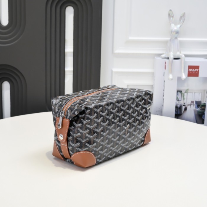 1:1 qualituy verson Spacious Monogram Toiletry Bag Cosmetic Pouch For Travel & Daily Use 7 colors 29092500
