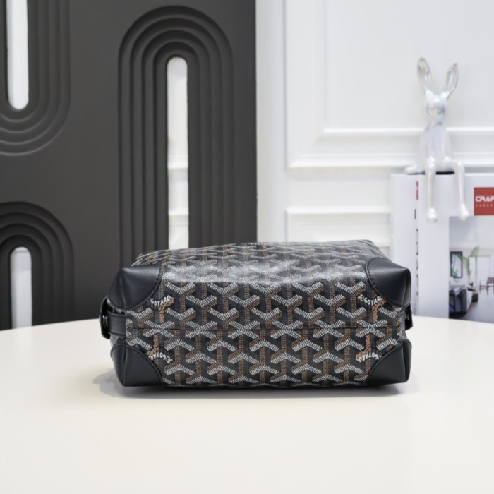 1:1 qualituy verson Spacious Monogram Toiletry Bag Cosmetic Pouch For Travel & Daily Use 7 colors 29092500